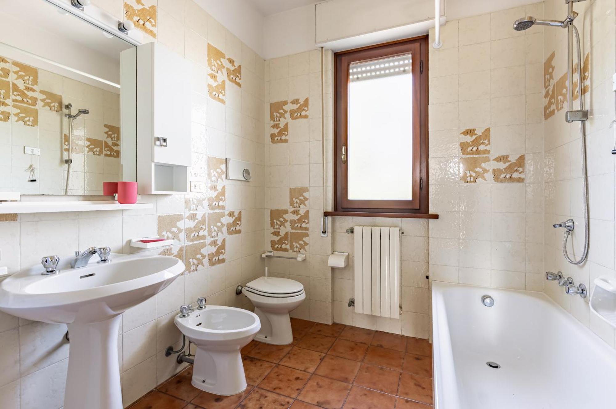 Comfy Apartment With Private Parking Near The Beach! Viareggio Exterior foto